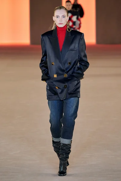 Look 31